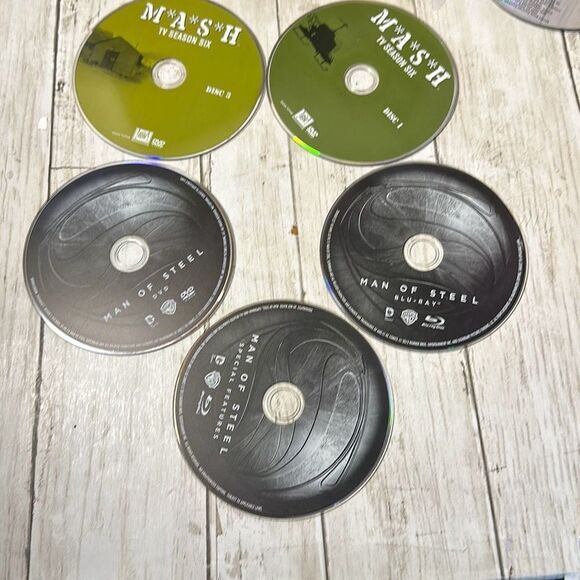 Awesome lot of Classic CDs and Movies Breaking Bad AC/DC Foo Fighters Bee Gees - Picture 7 of 10